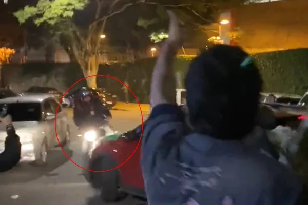 Ricardo Salles atropela motociclista e foge sem prestar socorro em SP - Metrópoles
