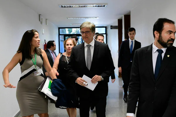 imagem colorida mostra paulo gonet na sabatina da ccj do senado - Metrópoles