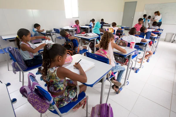 Ensino religioso será obrigatório nas escolas de educação básica