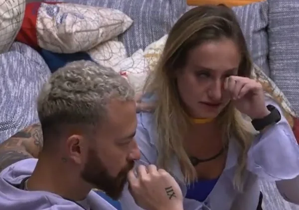 Bruna Griphao chorando
