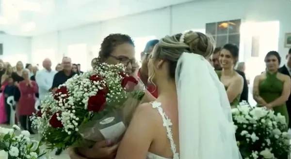 Doadora de medula óssea e paciente que recebeu o órgão