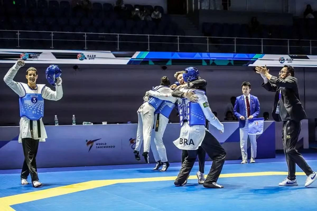 Vídeo: Brasil conquista tricampeonato na Copa do Mundo de Taekwondo 1 Equipe de Taekwondo Brasil