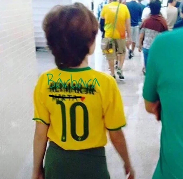 Pai muda senha de Wi-Fi e diz que só libera após filha lavar louça