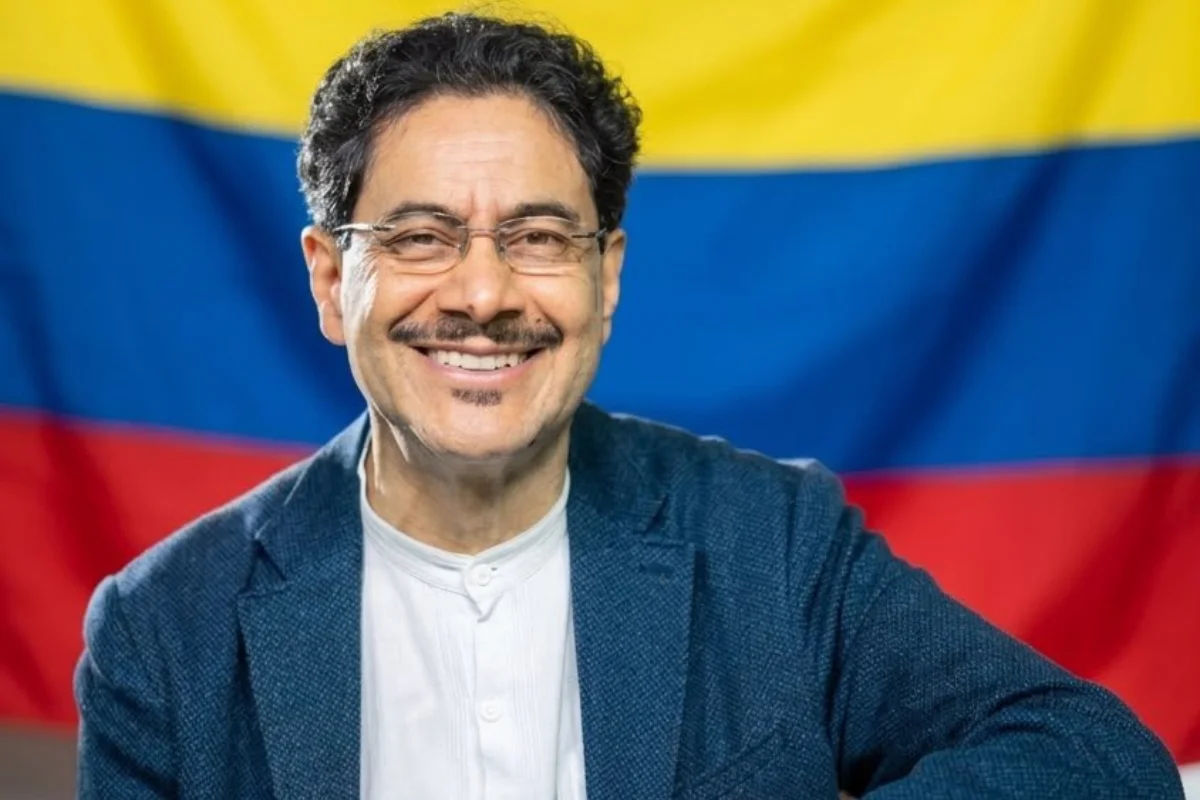Iván Cepeda é candidato a presidência no 2° turno da Colômbia Iván Cepeda é candidato a presidência no 2° turno da Colômbia