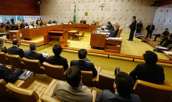 STF autoriza desconto em folha de servidor por dias de greve