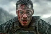 Cena de Máquina de Guerra, filme mais visto da Netflix em 2026 Cena de Máquina de Guerra, filme mais visto da Netflix em 2026