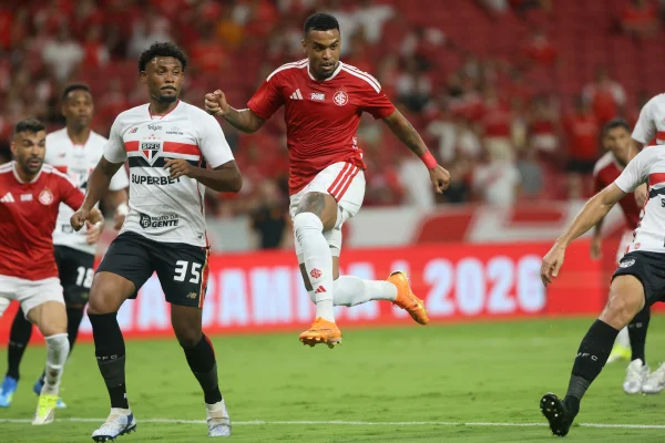Internacional x São Paulo se enfrentaram pela 9ª rodada do Campeonato Brasileiro, no Beira-Rio