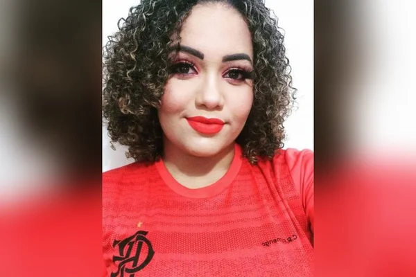 Aline Gomes Sousa, de 20 anos, assassinada pelo ex-marido