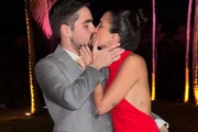 João Silva posta foto ousada e aos beijos e com a nova namorada João Silva posta foto ousada e aos beijos e com a nova namorada