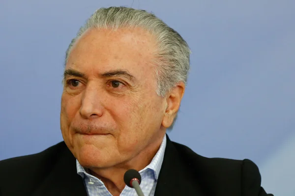 Fachin pede manifestação de Janot quanto a recurso do PSOL sobre Temer