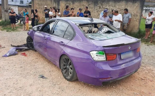 Imagem da BMW pilotada por homem que atropelou e matou uma pessoa no Paraná
