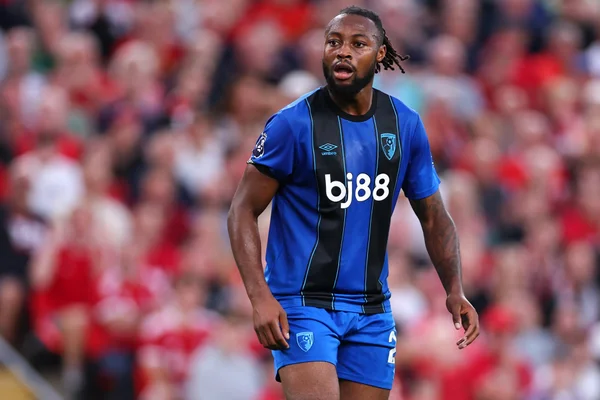 Foto colorida de Antoine Semenyo, jogador do Bournemouth - Metrópoles