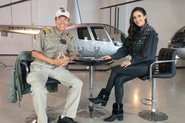 Comandante Hamilton e Daniela Albuquerque no programa Sensacional