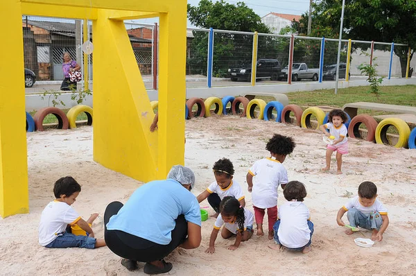 creche