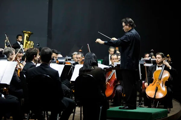 Orquestra Sinfônica entra no clima de Carnaval com concerto caribenho