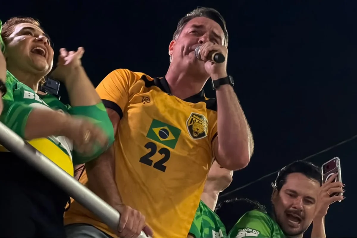 Candidato à Presidência da República Flávio Bolsonaro Candidato à Presidência da República Flávio Bolsonaro