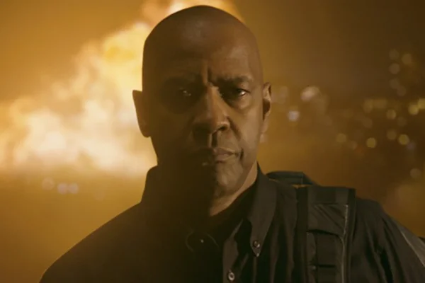 Foto colorida de Denzel Washington como o personagem Robert McCall de O Protetor 3