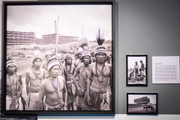 A mostra passeia pela história da construção de Brasília 