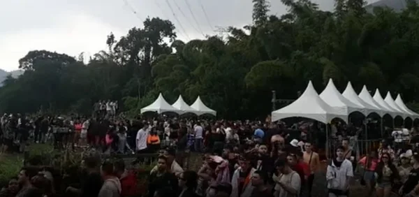 Rio: festa que reuniu 5 mil pessoas foi interrompida em Jacarepaguá