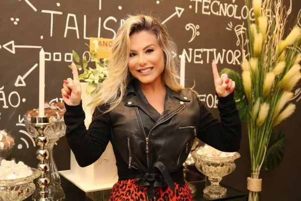 Poliana Rocha expõe dom que carrega desde criança: “Pressinto coisas” - destaque galeria Poliana Rocha expõe dom que carrega desde criança: “Pressinto coisas” - destaque galeria