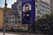 O desenho, segundo a gestão, infringe a Lei Cidade Limpa por associar-se a uma marca
