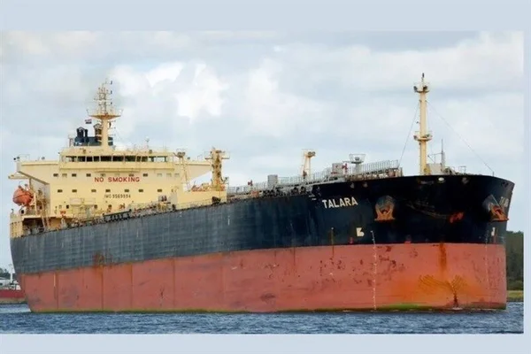 Imagem colorida mostra navio apreendido pelo Irã - Metrópoles