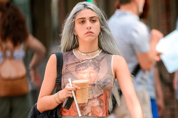 Filha de Madonna faz sua estreia na passarela da Semana de Moda de NY
