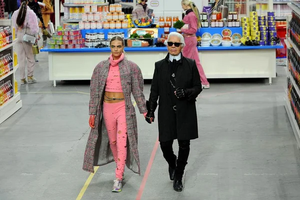 O que esperar do memorial de Karl Lagerfeld nesta quinta-feira