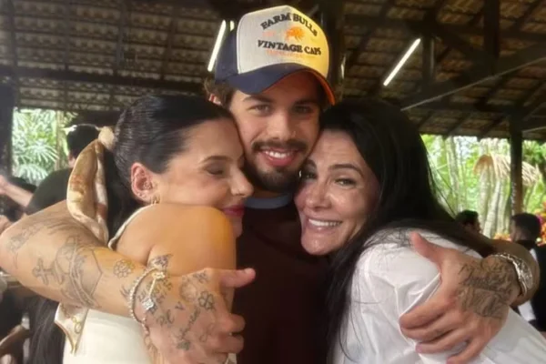 Ana Castela, Zé Felipe e Michele Castela