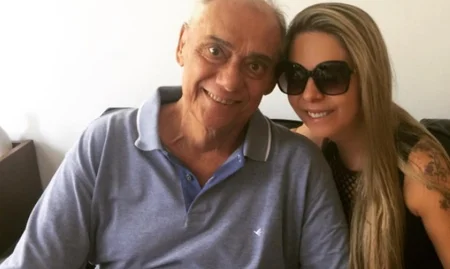 Namorada de Marcelo Rezende pede ajuda a Deus no Instagram