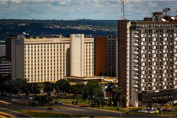 Leilão do Hotel Nacional tem dois participantes e nenhum lance