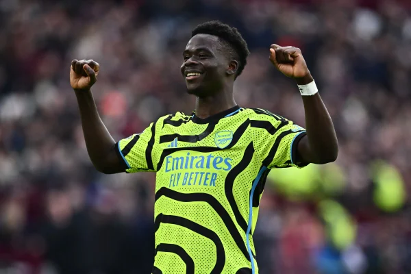 Saka, atacante do Arsenal - Metrópoles