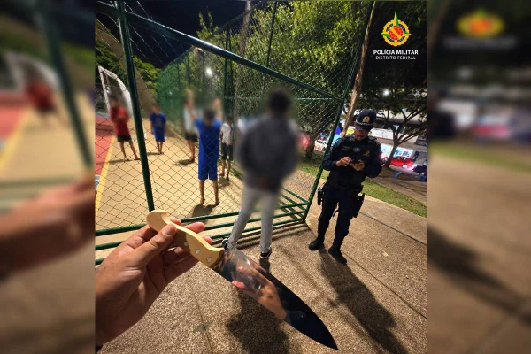Homem com ficha criminal é preso com faca perto de ato de Lula em Ceilândia - destaque galeria Homem com ficha criminal é preso com faca perto de ato de Lula em Ceilândia - destaque galeria