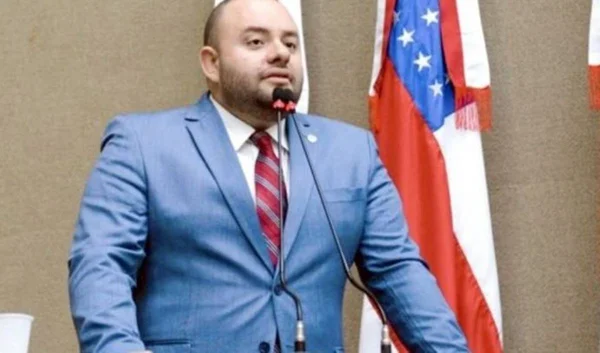 Brasil não pode obrigar pessoas a se vacinar contra Covid-19, diz deputado