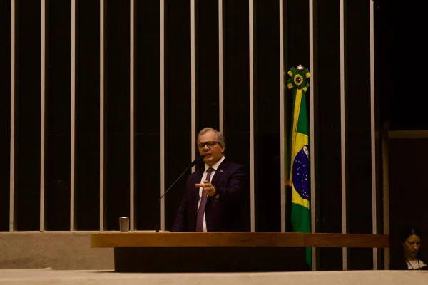Autor de sugestão fiscal feita a Lula para beneficiar pets: “Urgente”