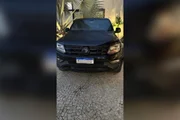 Um dos veículos encontrados é um Mercedes-AMG G63, considerado um dos SUVs de luxo mais icônicos do mundo 