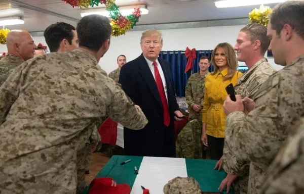 Trump já havia visitado em 2018 base de Al-Asad, atacada pelo Irã