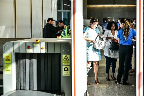CLDF gasta R$ 2 milhões em equipamentos de segurança que não funcionam