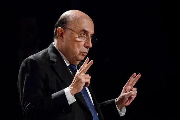 “Brasil não pode voltar ao populismo”, diz Meirelles
