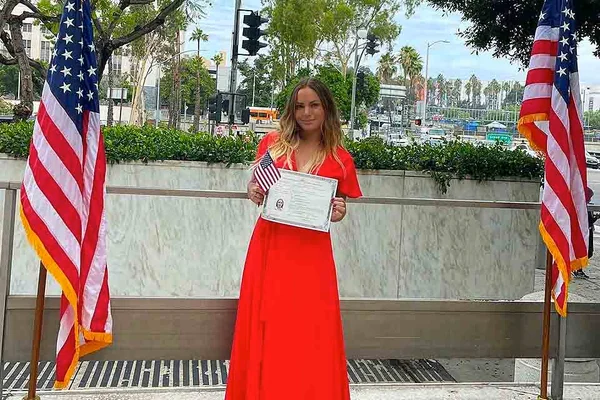 Indy Santos, brasileira do Big Brother dos Estados Unidos, tornou-se cidadã americana em 2021