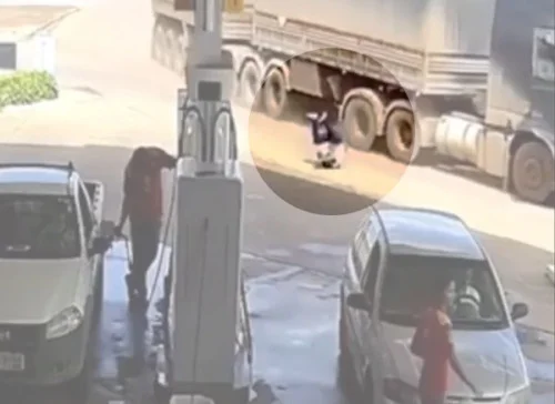 Caminhoneiro pula de carreta em movimento para fugir de assaltantes