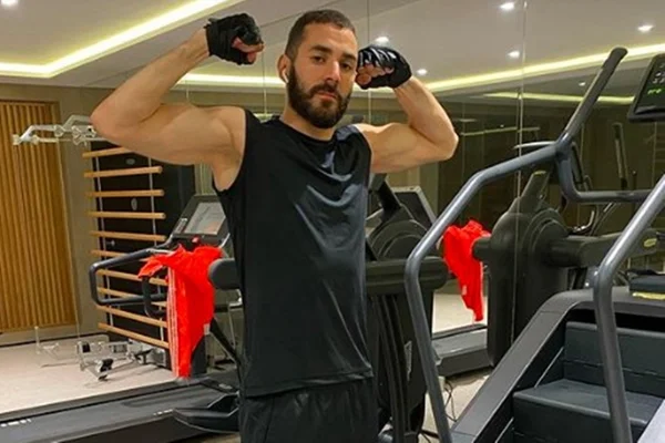 Benzema na academia
