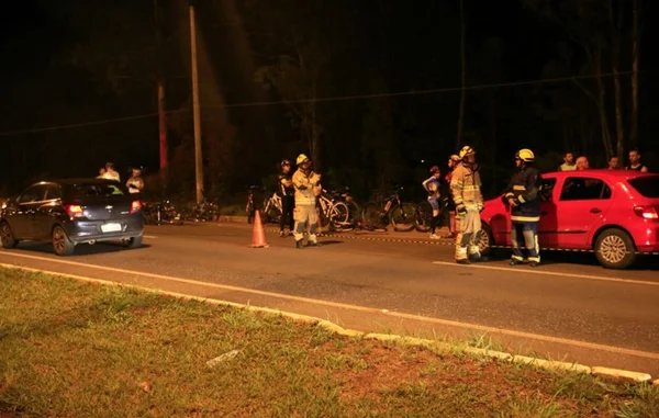 Motorista que atropelou três ciclistas estava embriagado, diz polícia