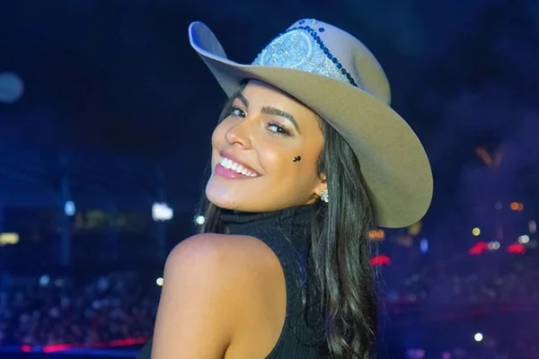 Irmã de Emilly Araújo sofre agressões após iniciar briga em festa