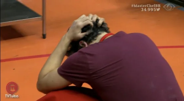 Participante de Masterchef erra a conta e falta comida para o público
