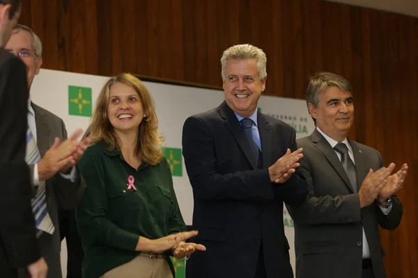 Vídeo: eleitor não conhece secretários-candidatos da gestão Rollemberg