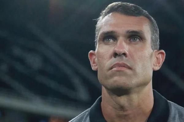 Herança Cruzmaltina: conheça Bruno Lazaroni, técnico interino do Vasco