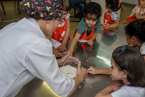 Projeto estimula a alimentação saudável na infância