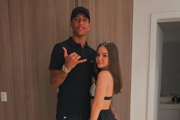 Mel Maia é proibida de ver o namorado na Inglaterra. Entenda