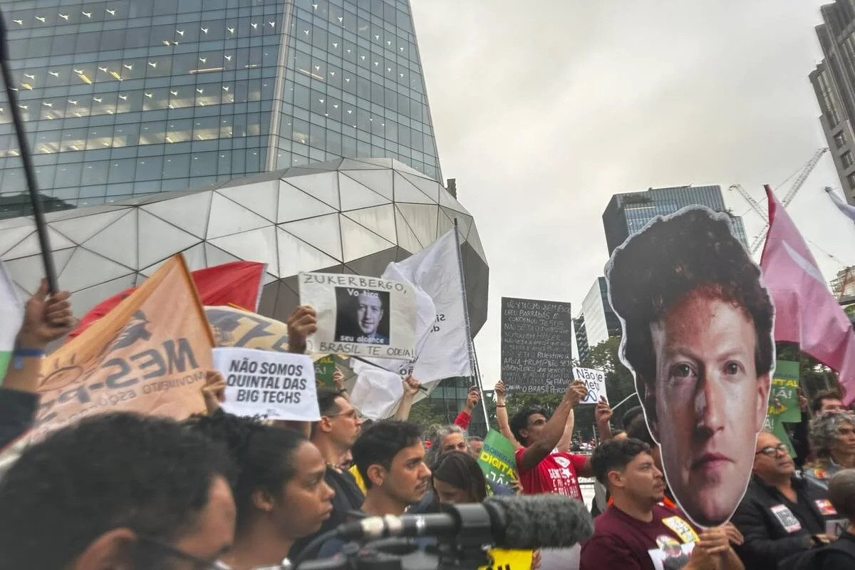 Ato em frente a sede da Meta em São Paulo Ato em frente a sede da Meta em São Paulo